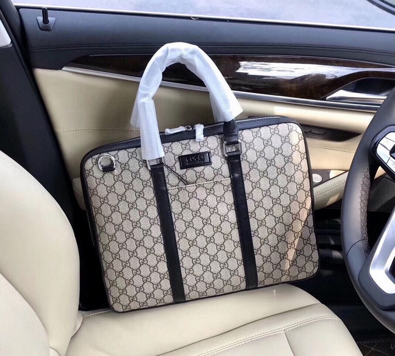 Gucci Handbags 717